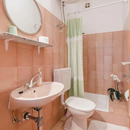 Apartment With A Parking Space Duce, - 2773 *